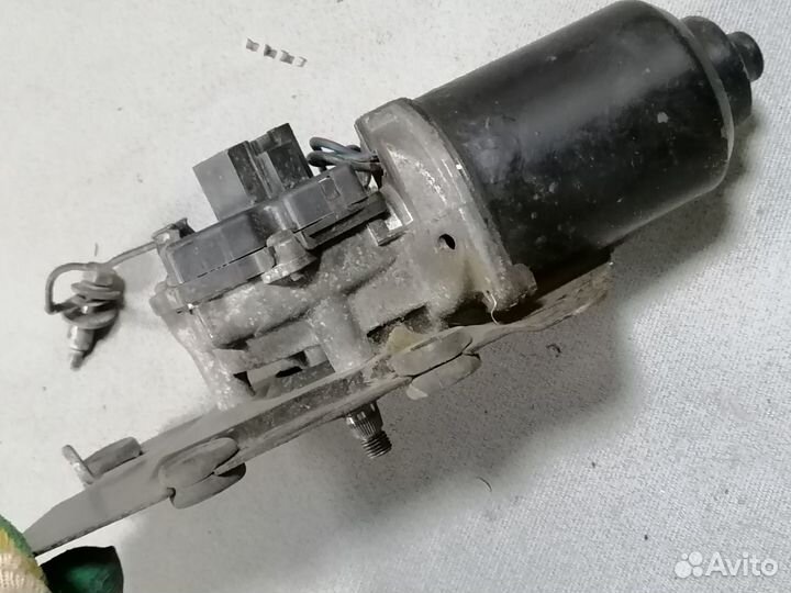 Мотор пер.стеклоочистителя Mitsubishi Mirage 1991