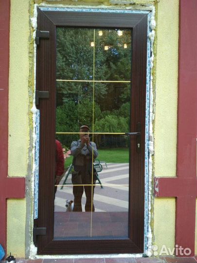 Дверь входная пвх усиленная в цвете + шпросы