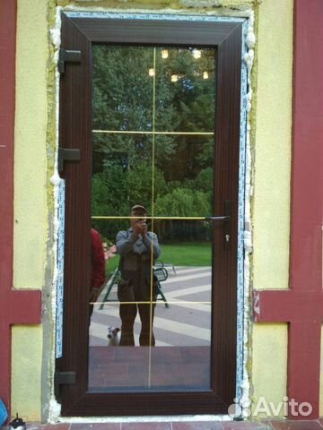 Дверь входная пвх усиленная в цвете + шпросы