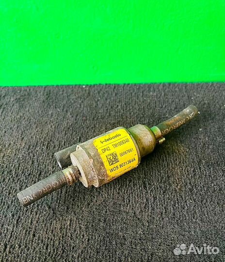 Насос вебаста дополнительный Mercedes W212 E212