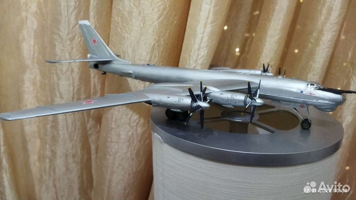 Модель самолёта Ту 142(Ту95мс)