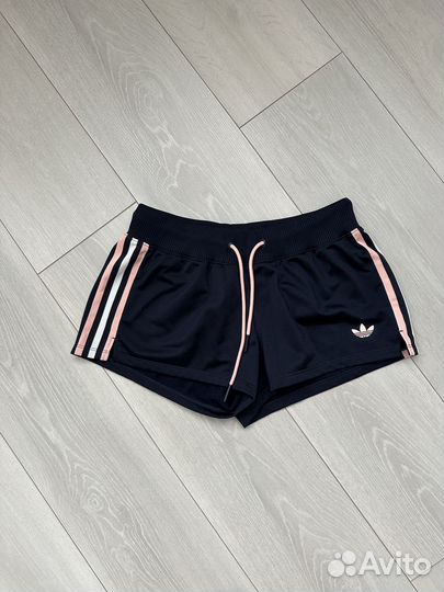 Шорты adidas женские