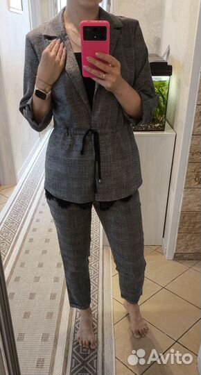 Костюм брючный 46