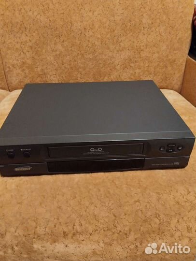 Видеомагнитофон