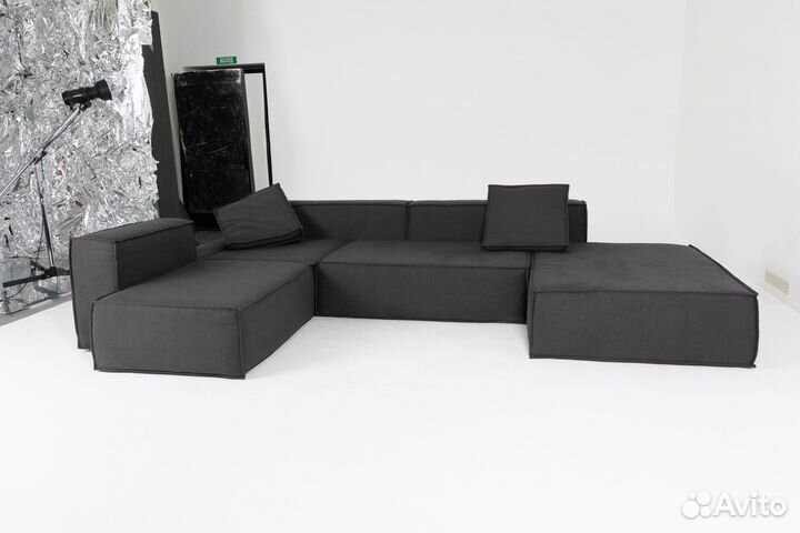 Диван прямои 4400х1700 мм