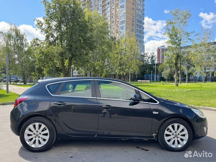 Opel Astra 1.6 AT, 2011, 220 000 км