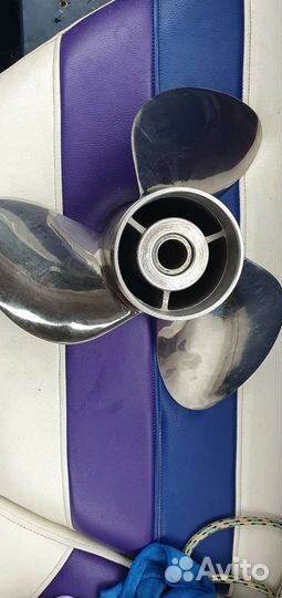 Винт на лодочный мотор suzuki