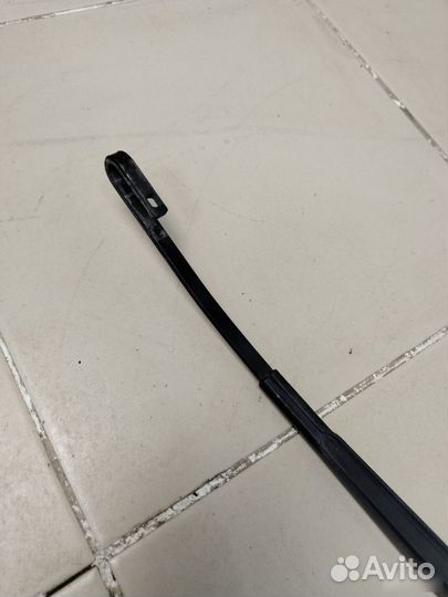 Поводок дворника правый Audi A6 C5