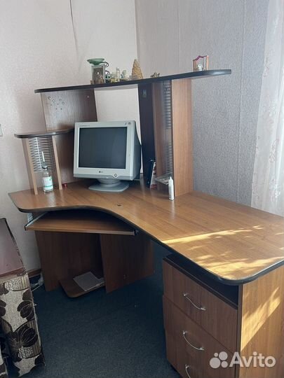 Компьютерный стол бу