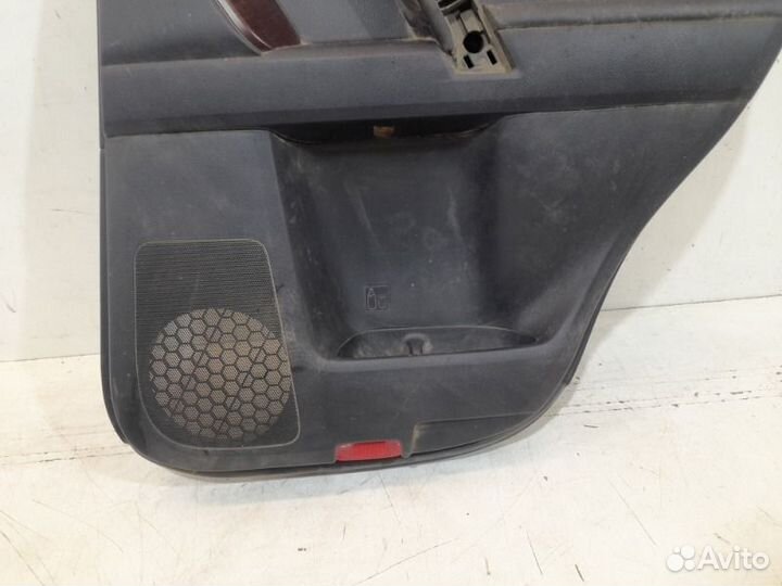 Обшивка двери задняя правая Toyota Land Cruiser