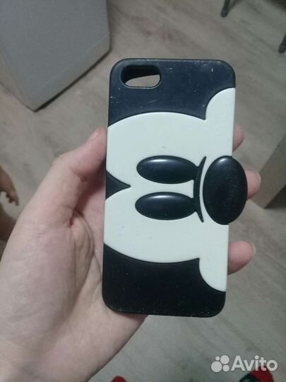 Чехол на iPhone