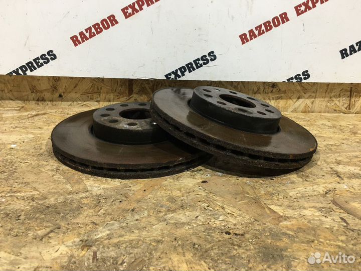 Диск тормозной передний Skoda Octavia A7 MK3