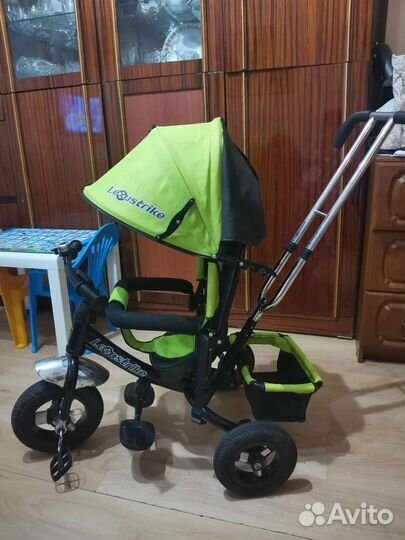 Детский трехколесный велосипед