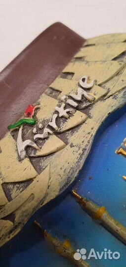 Магнит на холодильник