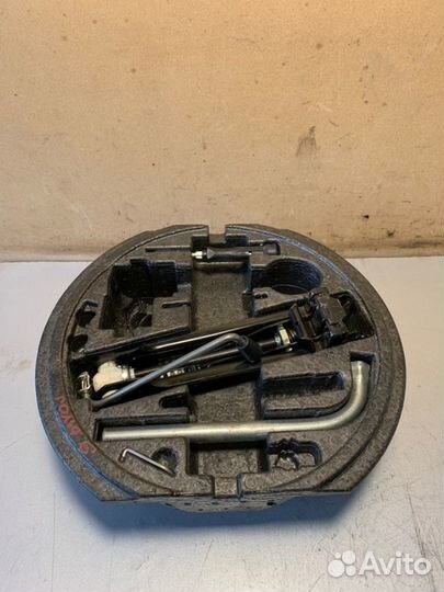 Ящик под инстумент Volkswagen Golf 6