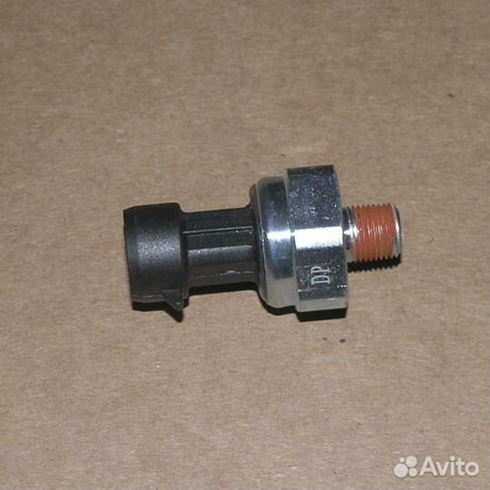 Датчик давления масла lдля двигателя ямз-650/651