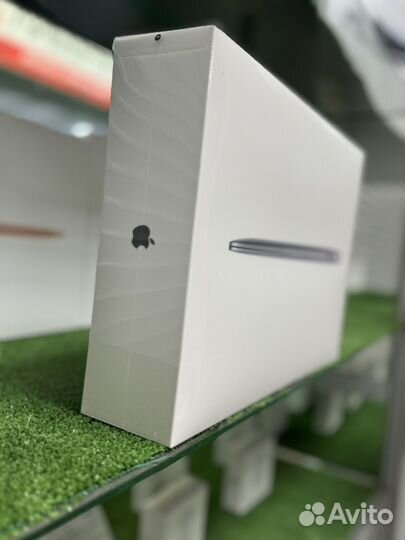 Macbook air 13 m1 8/256 grey mgn63