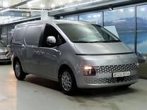 Hyundai Staria 2.2 AT, 2022, 51 000 км, с пробегом, цена 2 450 000 руб.