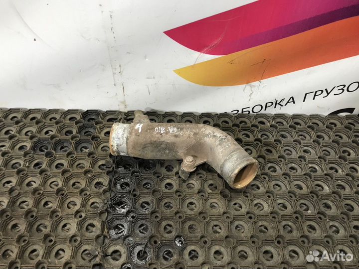 Патрубок системы охлаждения Man TGA