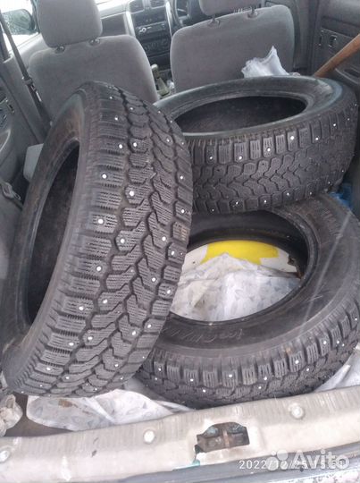 Yokohama Ice Guard F700Z 195/65 R15