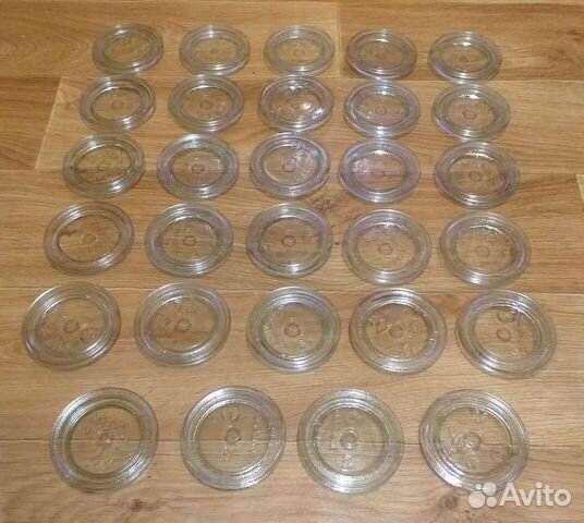 Крышки стеклянные с зажимами для банок. СССР