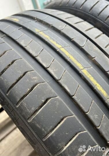 Pirelli P Zero PZ4 245/45 R19