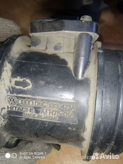 Датчик расхода воздуха Audi A4 8EC ASN Audi A4