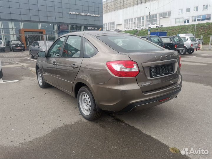 LADA Granta 1.6 МТ, 2024