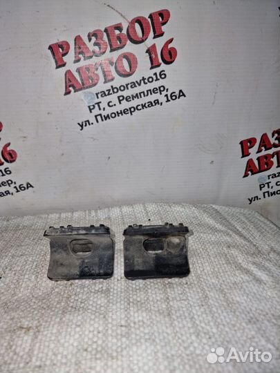 Кронштейн радиатора верхний Chevrolet Cruze