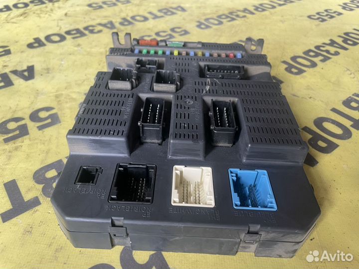 Блок предохранителей Citroen C4