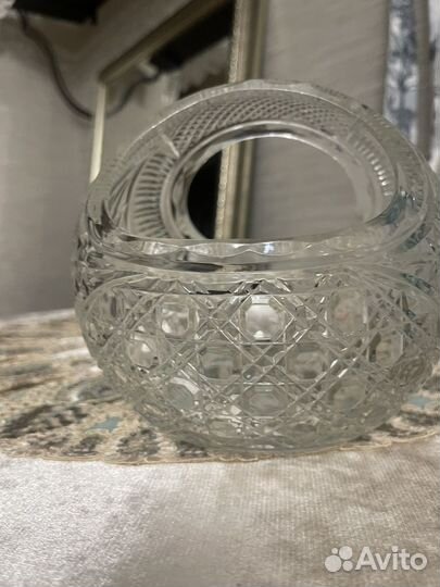 Хрустальная ваза корзинка