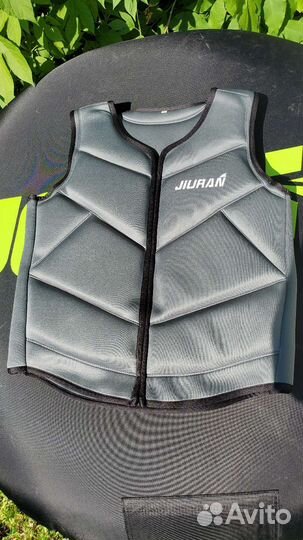 Спасательный жилет неопреновый