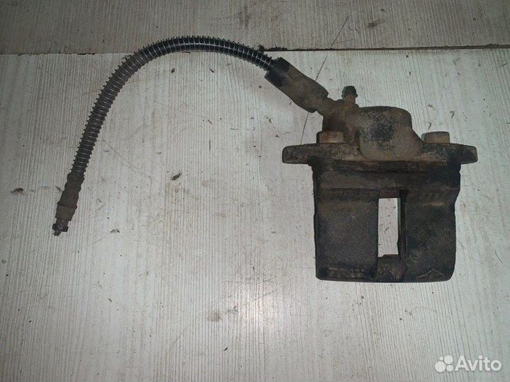 Суппорт тормозной передний правый Renault Symbol