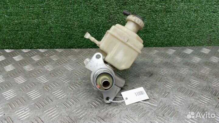 Цилиндр тормозной главный Land Rover Discovery 3