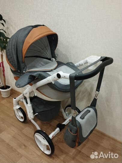 Прогулочная коляска зимняя