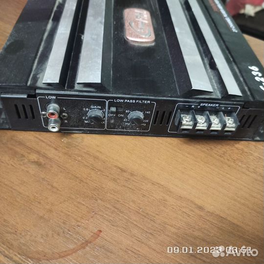 Автоусилитель (комплект 2-шт)цена за два