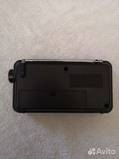 Радиоприемник sony