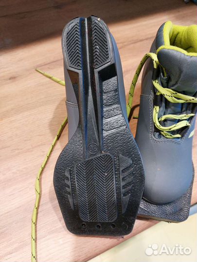Лыжные ботинки детские 30