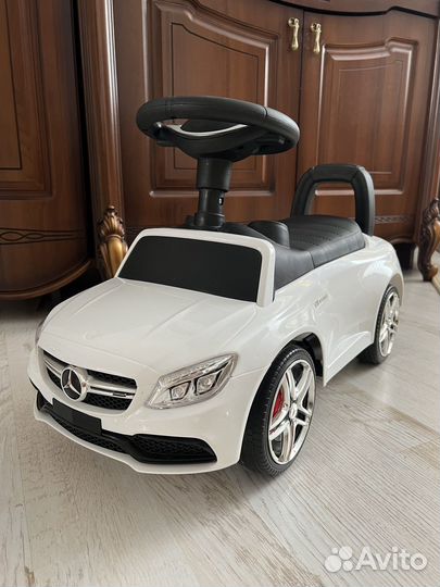 Машинка-каталка толокар Mersedes