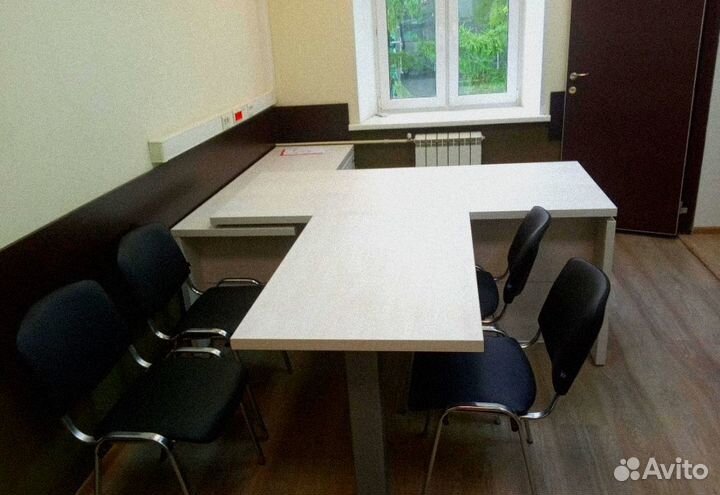 Стол руководителя угловой с приставкой и тумбой