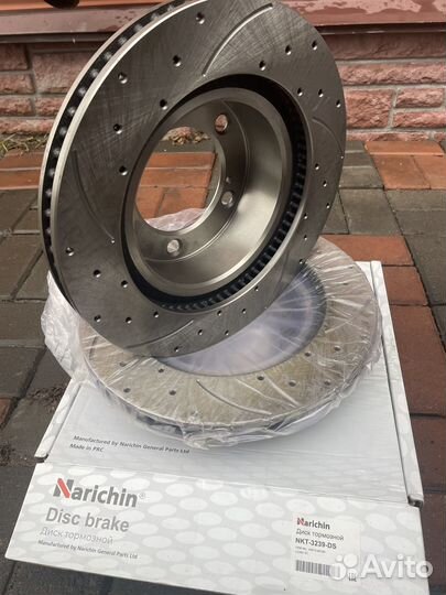 Тормозные диски с перфорацией Toyota LC 200 15-23г