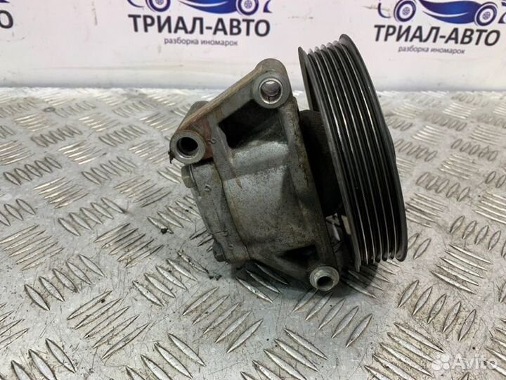 Насос гу Land Rover Freelander 2 2.2 diesel 2007