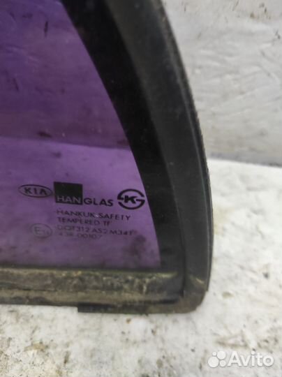 Форточка задней левой двери седан Kia Rio 1