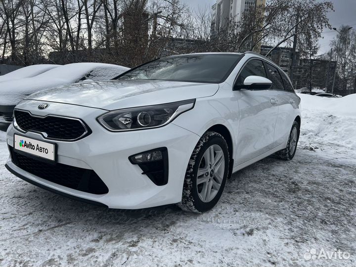 Kia Ceed 1.6 AT, 2021, 61 100 км