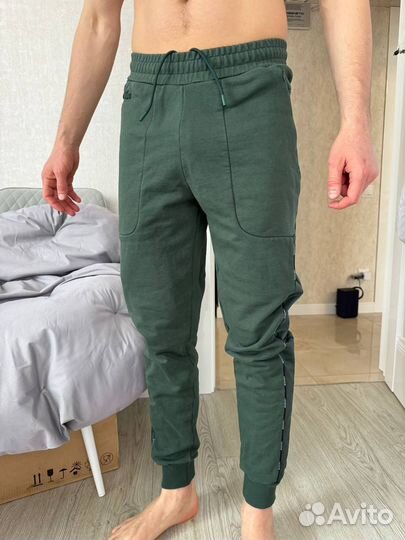 Спортивные брюки lacoste