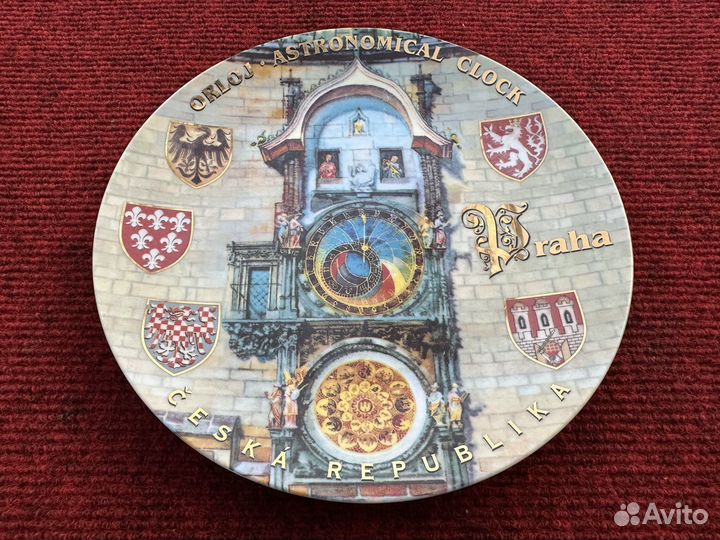 Коллекционная тарелка настенная Пражские куранты