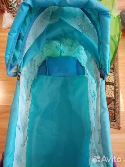 Кукольная коляска для куклы