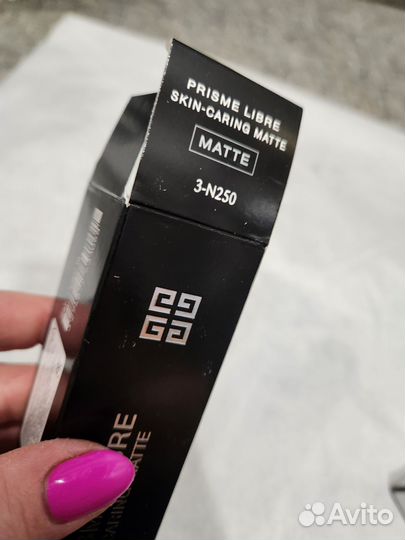 Тональный крем Givenchy Prisme Libre Matte 3-N250