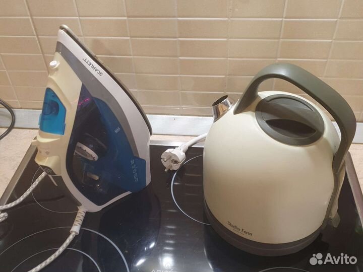 Чайник и утюг