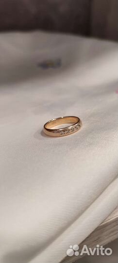 Золотое кольцо с бриллиантами 585пробы